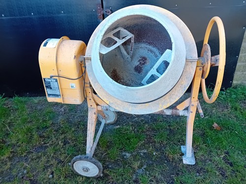 Clarke electric cement - clarke, mixer